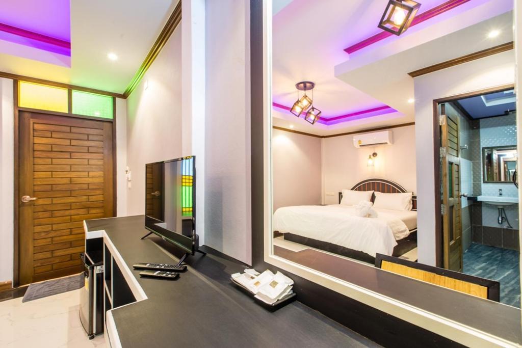 Loft Vintage Chalet Resort Ko Lanta Buitenkant foto