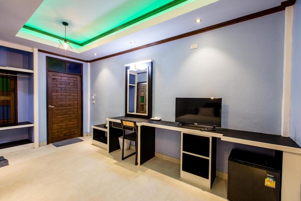 Loft Vintage Chalet Resort Ko Lanta Buitenkant foto